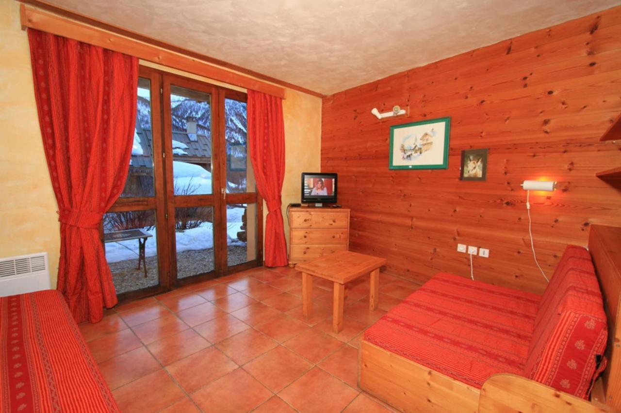 Le Barlet23 Pers Hameau Des Chazals Nevache Hautes Alpes Exterior photo